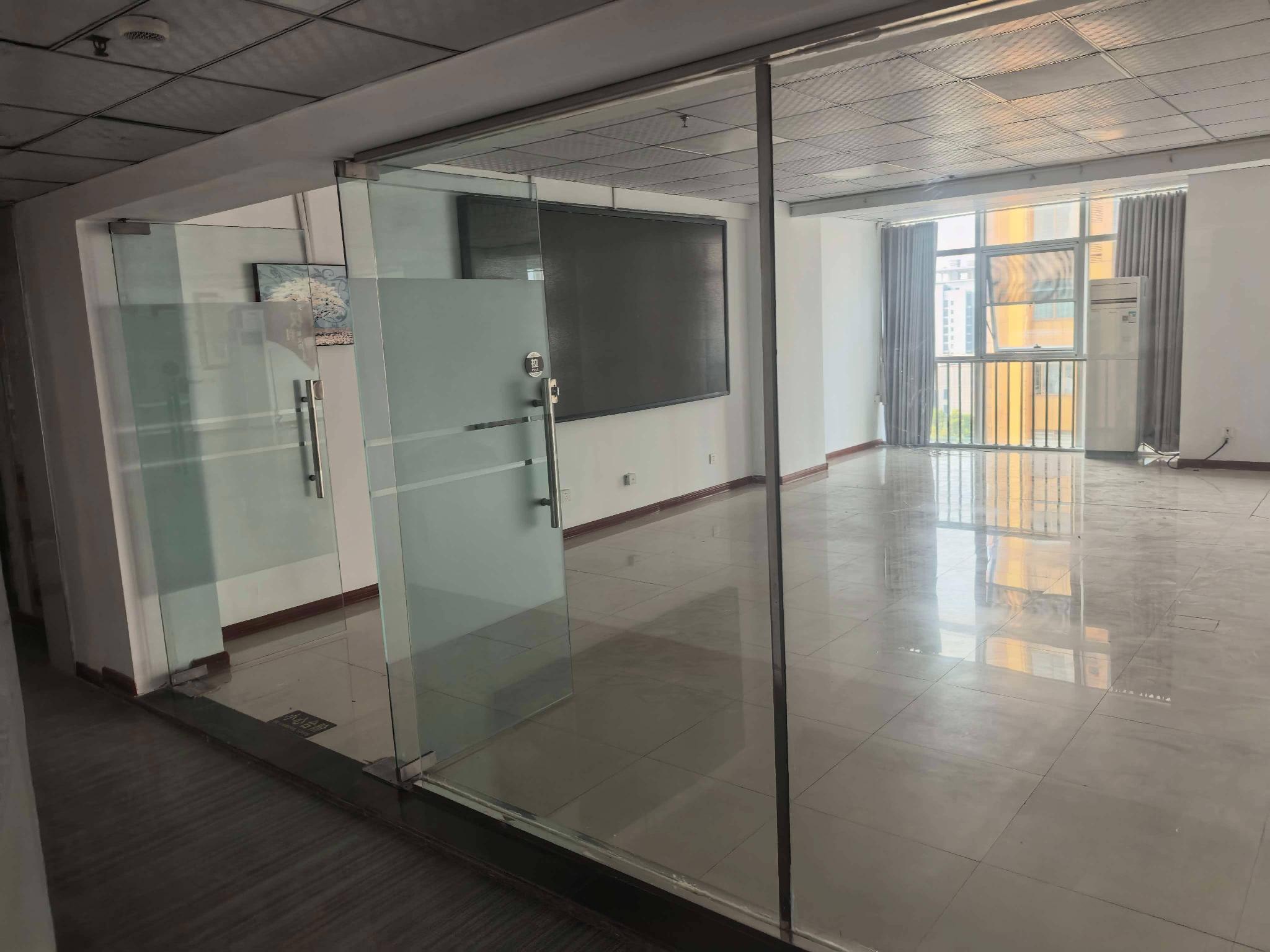 淮安市清江浦区淮海北路39号金马酒店（商务）公寓南楼（B座）8005室/8006室部分/8003室部分