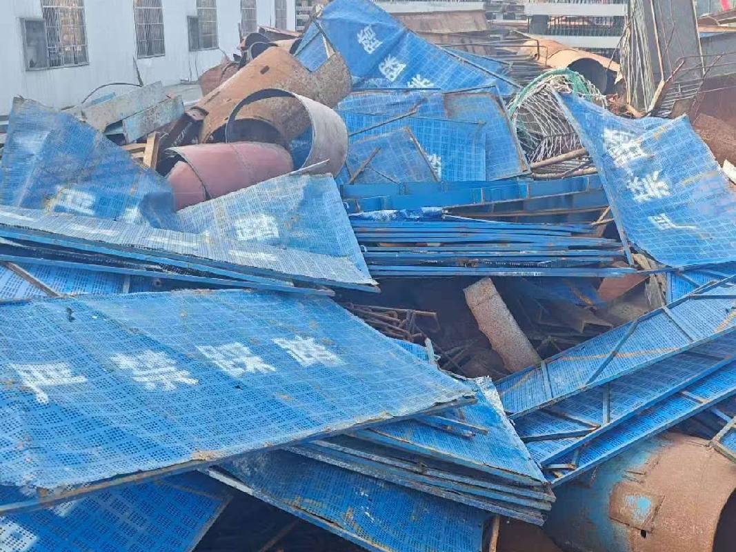 废旧钢护筒、型材及钢筋加工的边角余料一批 （预估总重量约120吨）(国资监测编号GR2026HN1003868)