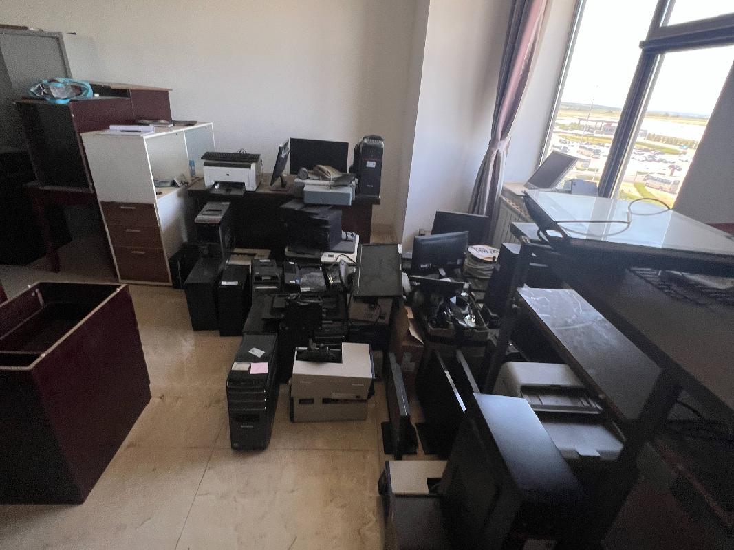 一批UPS电源及蓄电池、智能安全管控系统、暖气片等废旧物资转让（鄂尔多斯伊金霍洛国际机场有限公司）(国资监测编号GR2026NM1004761)