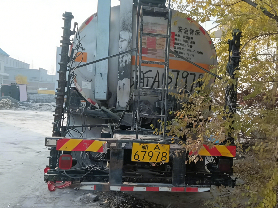 新疆中新铁路建设有限公司转让两辆报废中型专项作业车（新A67928、新A67978）(国资监测编号GR2026XJ1001955)