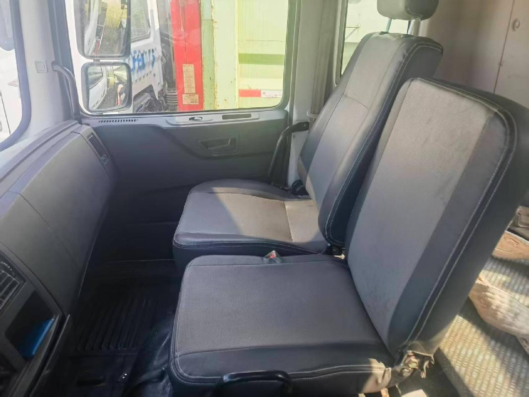 (苏DFZ122）程力威牌CLW5180ZXXE6重型特殊结构货车及4台转运箱转让公告(国资监测编号GR2026JS2004225)