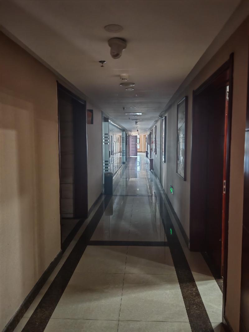 鄂托克旗乌兰镇苏里格街西平安路南的百川大酒店公开转让市场询价公告