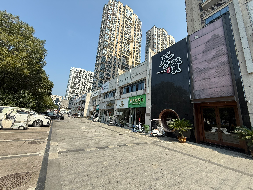 黄山市屯溪区仙人洞南路2-19号门面房出租公告(国资监测编号GR2026AH2003115)