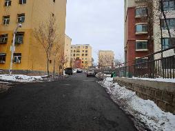 新疆中泰环鹏有限公司转让位于乌鲁木齐市沙依巴克区青峰路504号雅宏佳苑商住小区16号楼1单元702室(国资监测编号GR2026XJ1002001)