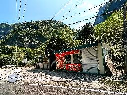 衢江区上方镇白塔新村停车场场地及西侧集装箱公开挂牌招租