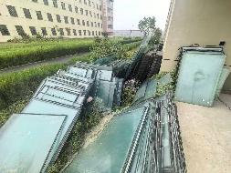 一批报废门窗转让