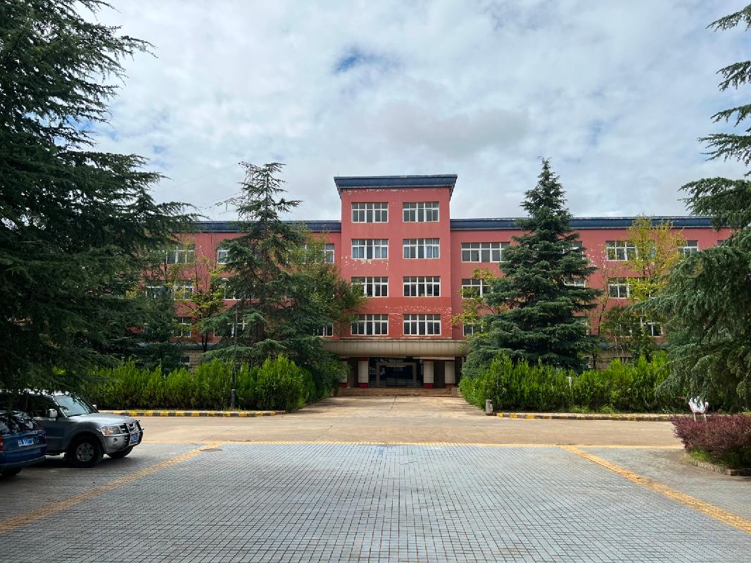 云南红塔滇西水泥股份有限公司老厂区23项工业办公用房、配套用房及场地租赁