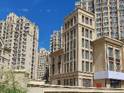 赤峰市红山区西城尚景10处商业房产分别出租（赤峰市鑫峰房地产开发有限公司）