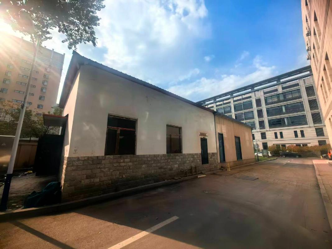 [哈尔滨市]哈尔滨工业大学2栋建筑物整体拆除工程及残值捆绑转让交易公告