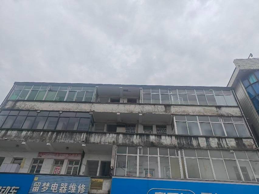 奔牛镇原房管所303招租公告
