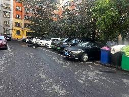 乌鲁木齐新华兴旺物业有限公司租赁位于天山区建设路202号地上停车位、立体车位等资产(国资监测编号GR2026XJ1002030)
