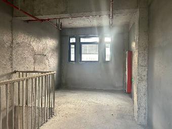 雅居苑6号楼23招租公告