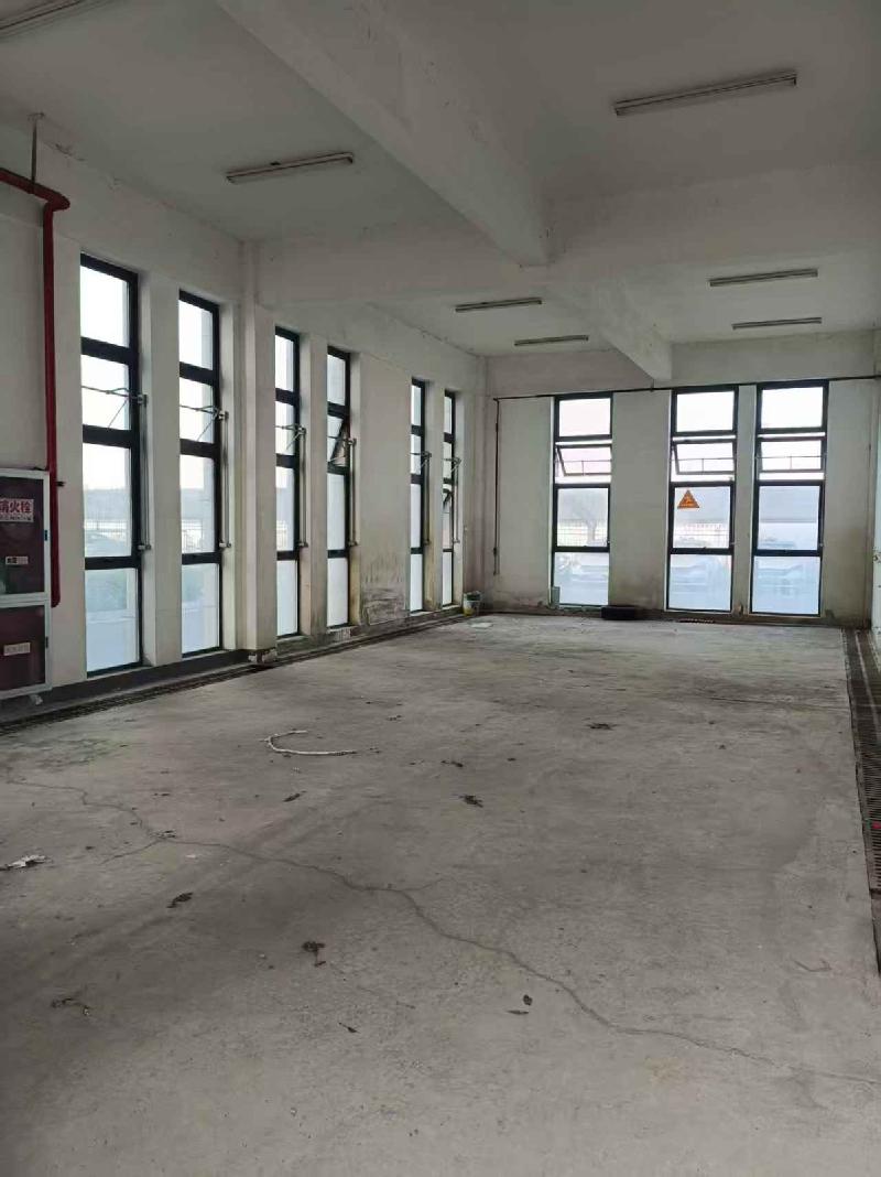 芜湖市鸠江区汤沟镇纬三路北侧芜湖市车管服务中心检修车间商业房产出租公告(国资监测编号GR2026AH2003174)