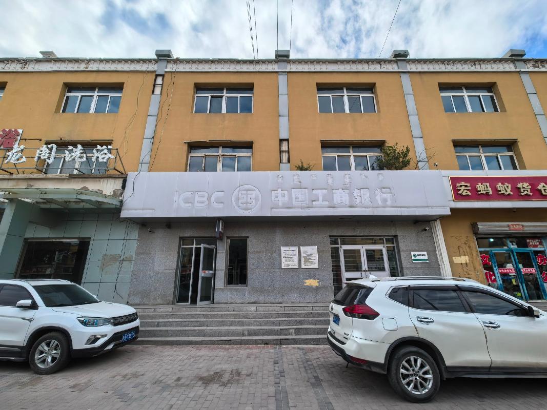 内蒙古包头市白云鄂博矿区通阳道友谊小区2号底店出租（年租金底价14775元/年，租期3年）