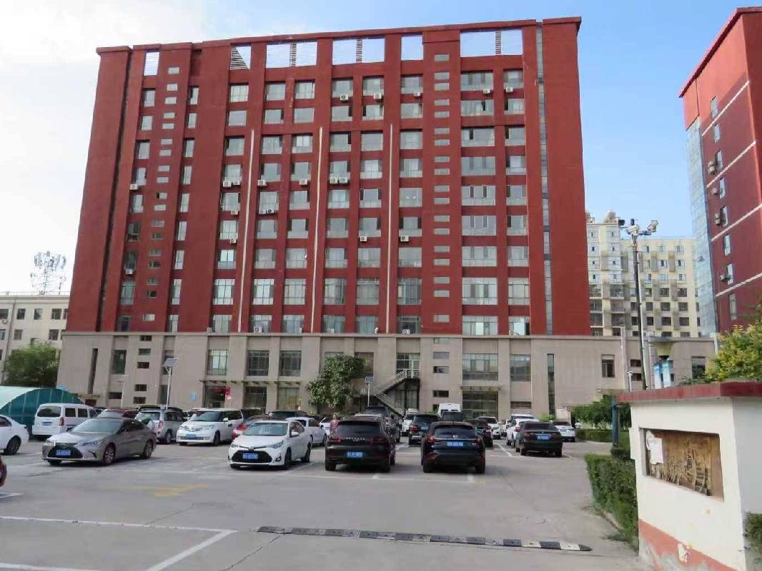 呼和浩特市赛罕区乌兰察布东街106号兴安丽景办公楼9层9015、9016室房产出租（年租金底价38000元，租期3年）