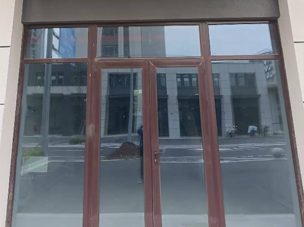 [淮安市]雅居苑10号楼04招租公告