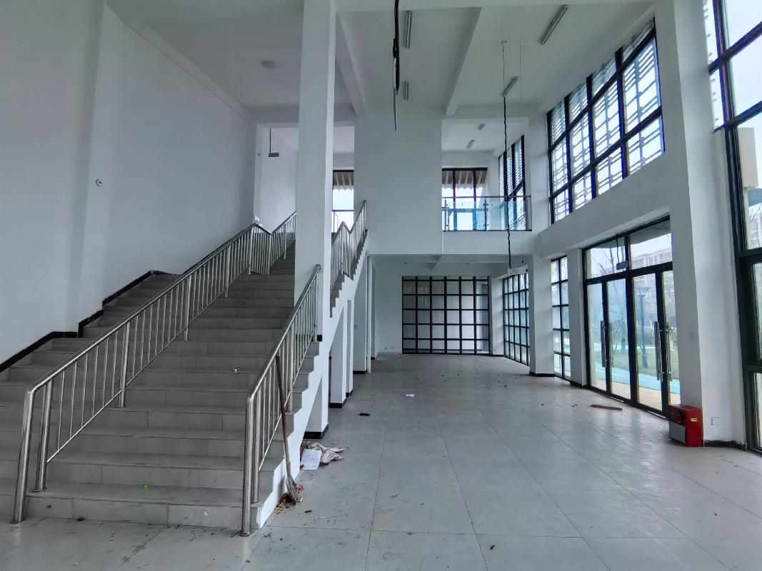 无为市无城镇杨巷路与恺帆路东南侧青年公园 1 幢管理用房出租公告(国资监测编号GR2026AH2003204)