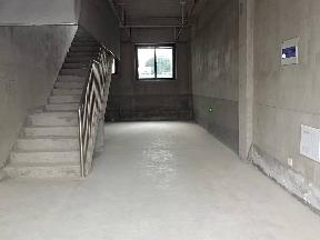 雅居苑10号楼6-7招租公告