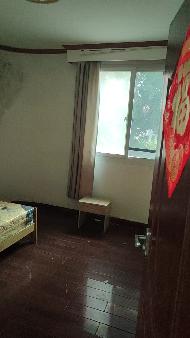 海口市机场东路49号南兴大厦302等九套房产分别再次转让