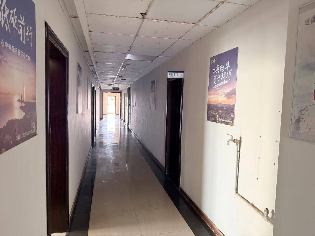 新疆西北兴业城投集团有限公司转让位于阿克苏市新城街道健康社区民主南路新农大厦1栋15层商铺(国资监测编号GR2026XJ1002267)