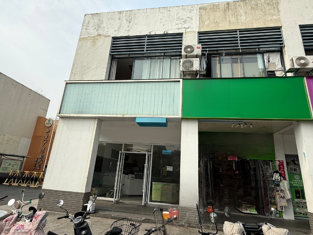 [黄山市]黄山市屯溪区江南新城棕榈苑22幢116号、117号商铺出租公告