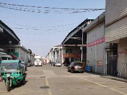 灯具城物流园第16幢物流6幢第3-5间招租公告