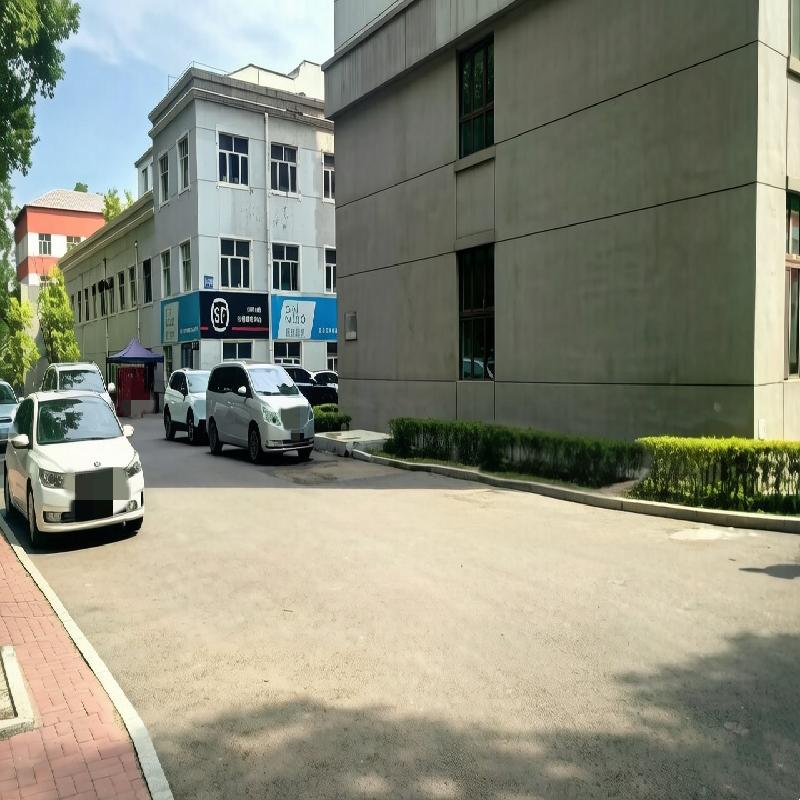 佳木斯大学两处空闲场地分别出租交易公告
