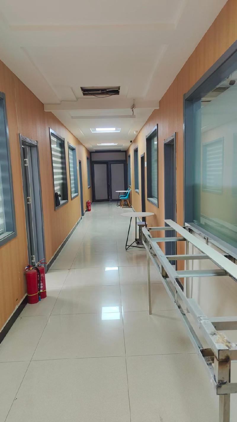 呼和浩特市新城区锡林南路与地质局南街交汇处未名楼A段第六层430㎡（分割门南段）出租项目