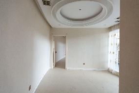 东胜区团结路6号街坊万佳花园小区C号楼-1至3层商业房产公开转让