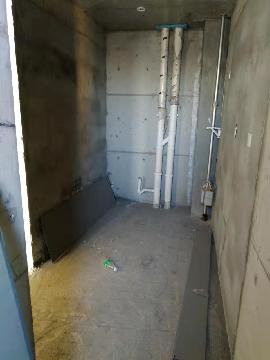 呼和浩特市玉泉区鄂尔多斯西街食品公司500米路南水岸青城住宅3号楼1单元2509房产转让交易公告