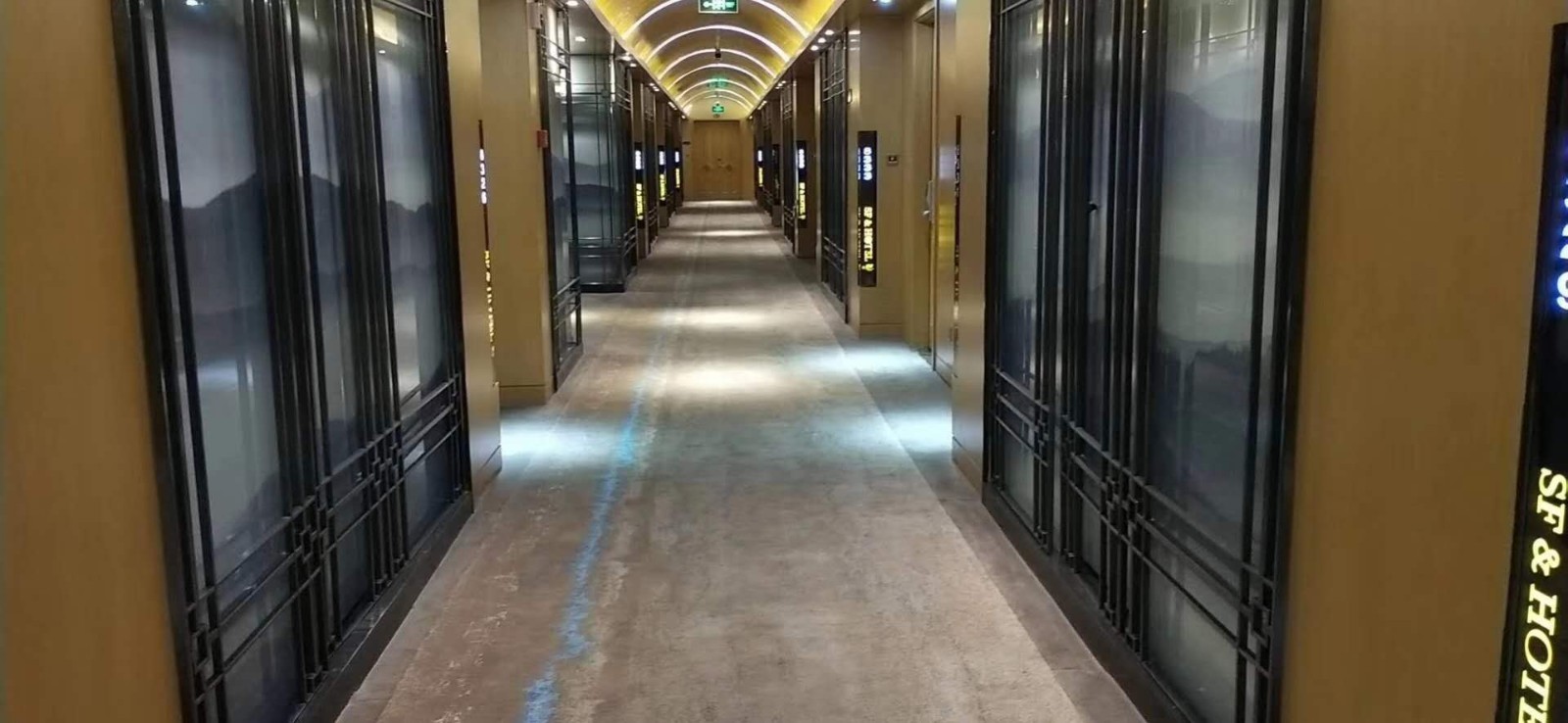 巴彦淖尔市临河区新华街北、乌兰布和路西水甫酒店1、2、3、5层 整体出租（年租金底价：76.5万元，租期：3年）交易公告