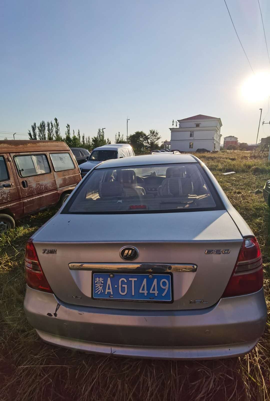 (蒙agt449)力帆牌轿车1.5l(乌兰察布市公安局)交易公告