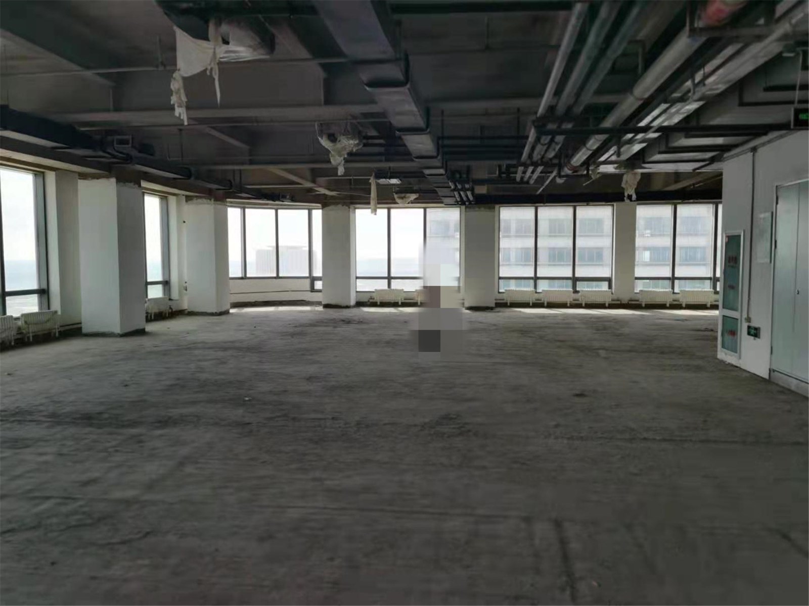鄂尔多斯市伊旗国泰广场T4商务办公楼房产及鄂仲裁[2015]482号《仲裁裁决书》项下财产权益的转让交易公告