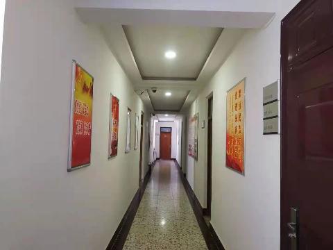 锡林浩特市团结大街46号监狱原矫正罪犯中心房产整体招租（年租金底价800000元/年，租期1年）