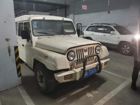 （蒙A72A36）北京牌BJ2030CJD1小型越野客车2.0（内蒙古地矿建设工程公司）交易公告