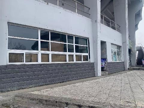 哈尔滨商业大学松北校区14处商服分别招租