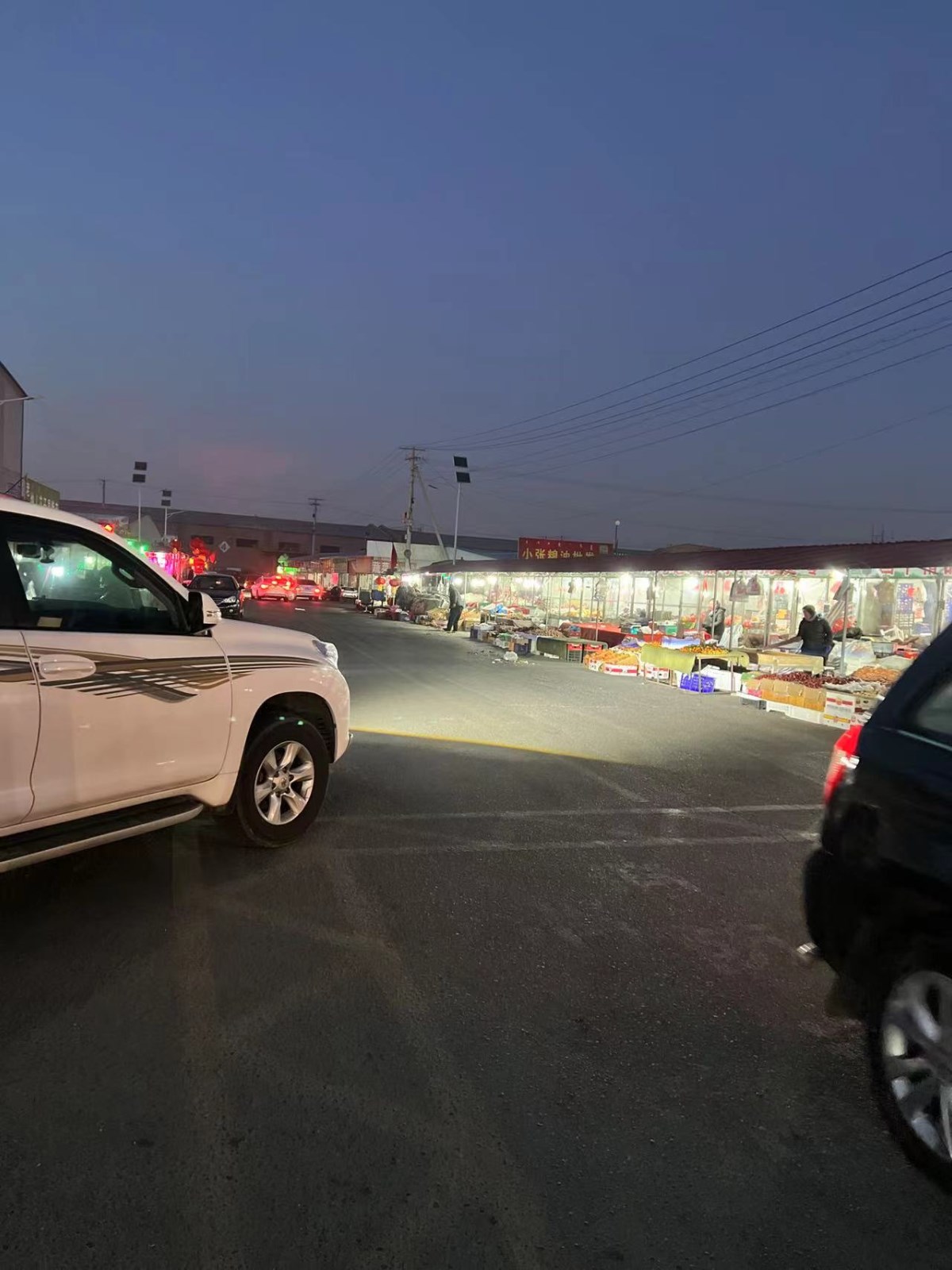 呼和浩特市赛罕区巴彦镇内蒙古农牧业生产资料股份有限公司呼和浩特分公司院内部分土地使用权及仓库出租（租金底价2775000元/10个月，租期10个月） 交易公告