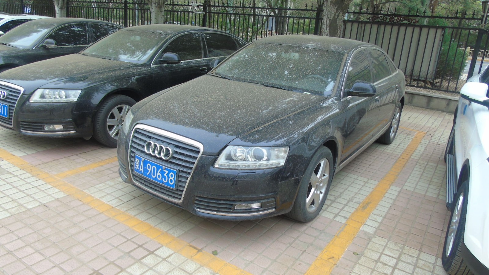 (蒙a90638)奥迪牌fv7201tfcvtg小型轿车2.