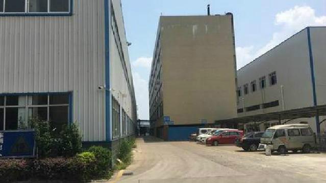 柳州市新和路8号土地使用权（约52.5亩）及地面资产整体转让项目交易公告