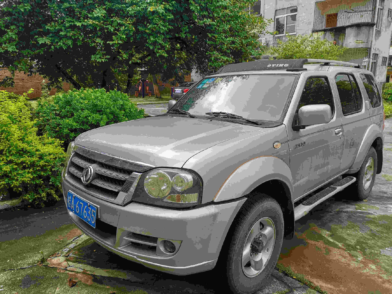 五辆东风牌zn6461wax小型越野客车转让项目交易公告20190912000000