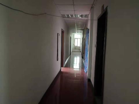 辽宁省辽阳市太子河区祁家镇杨家林子村高兰峰综合楼转让交易公告