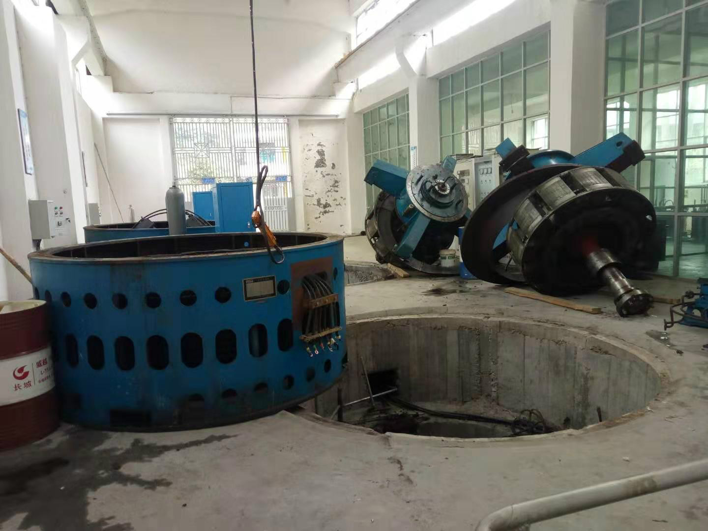 桑植双发水利水电有限责任公司所有的一批机器设备存货资产