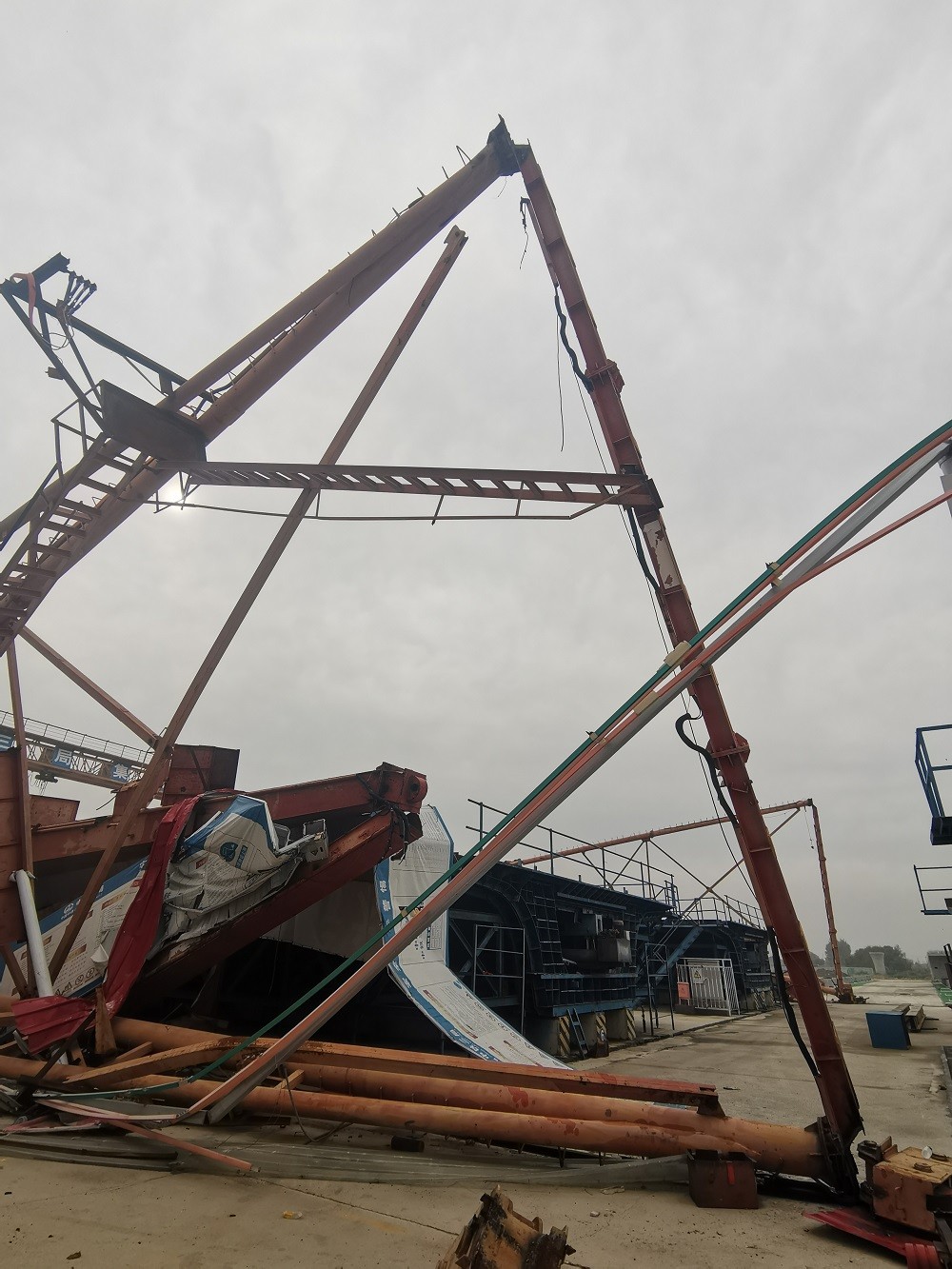中铁三局集团建筑安装工程有限公司废旧机械设备处置(石港城际项目羊二庄制梁场)交易公告