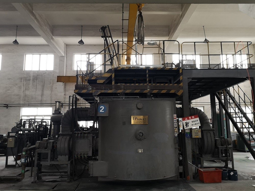 闲置3台800公斤真空感应熔炼铸片炉转让（包钢稀土磁材）交易公告