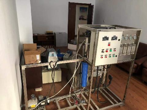 一台报废试验台净水设备仪器转让交易公告