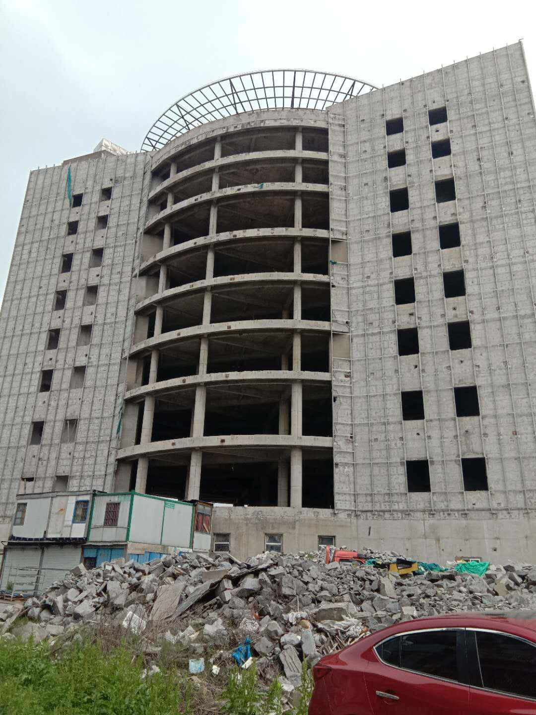 “上海杨园综合商场文化中心”在建工程14.8%权益份额转让项目交易公告