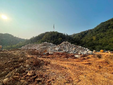 池州金桥投资集团有限公司关于贵池区富莱斯德工业场地堆放的石料转让公告