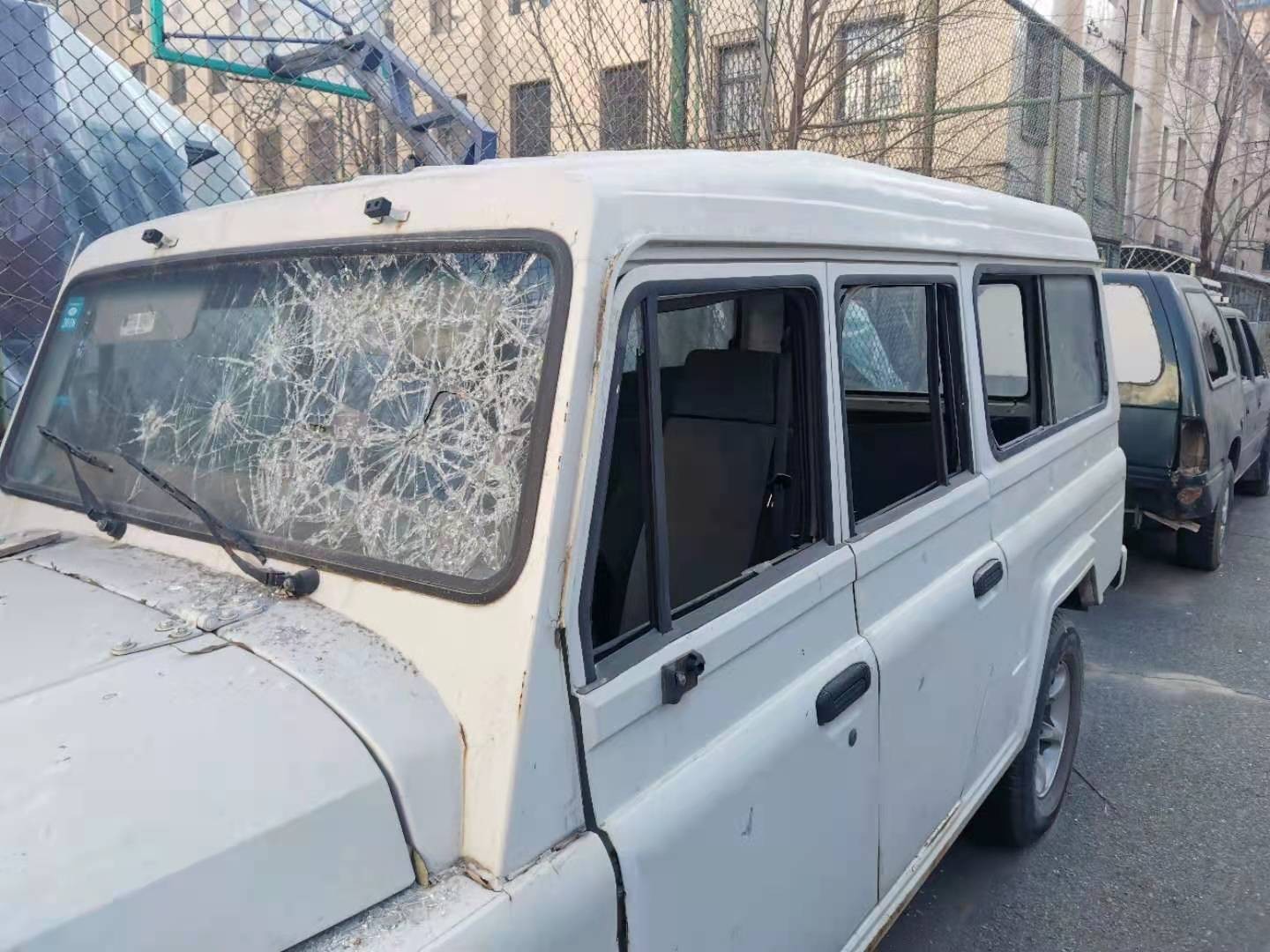 （蒙A9523R）北京牌BJ2030CJB1小型越野客车2.0（内蒙古第七地质矿产勘查开发公司）交易公告