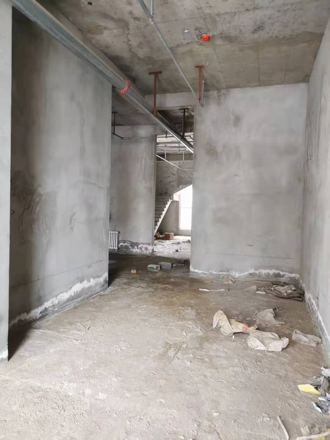 锡林浩特市华新小区9号楼1楼商铺由东往西第6间房产招租（年租金13800元，租期3年）交易公告