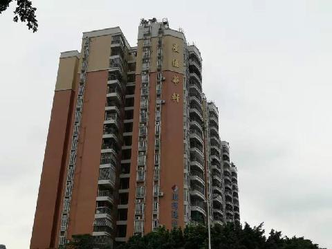广东省佛山市顺德区近良路11号星汇华轩6套房产和1个车位转让交易公告